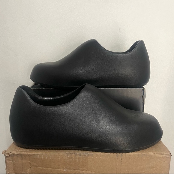 Yeezy Other - Ye Kanye West Yeezy Slippers YZY SL-01 Black SLPRS Size 13